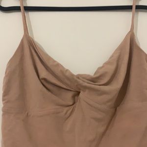ARITZIA wilfred tank top size small.